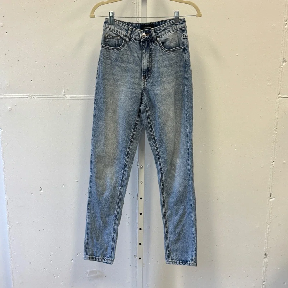 Vero Moda Joana HR Regular Tapered Jeans Light Wash Blue Denim W25 L32 10229900